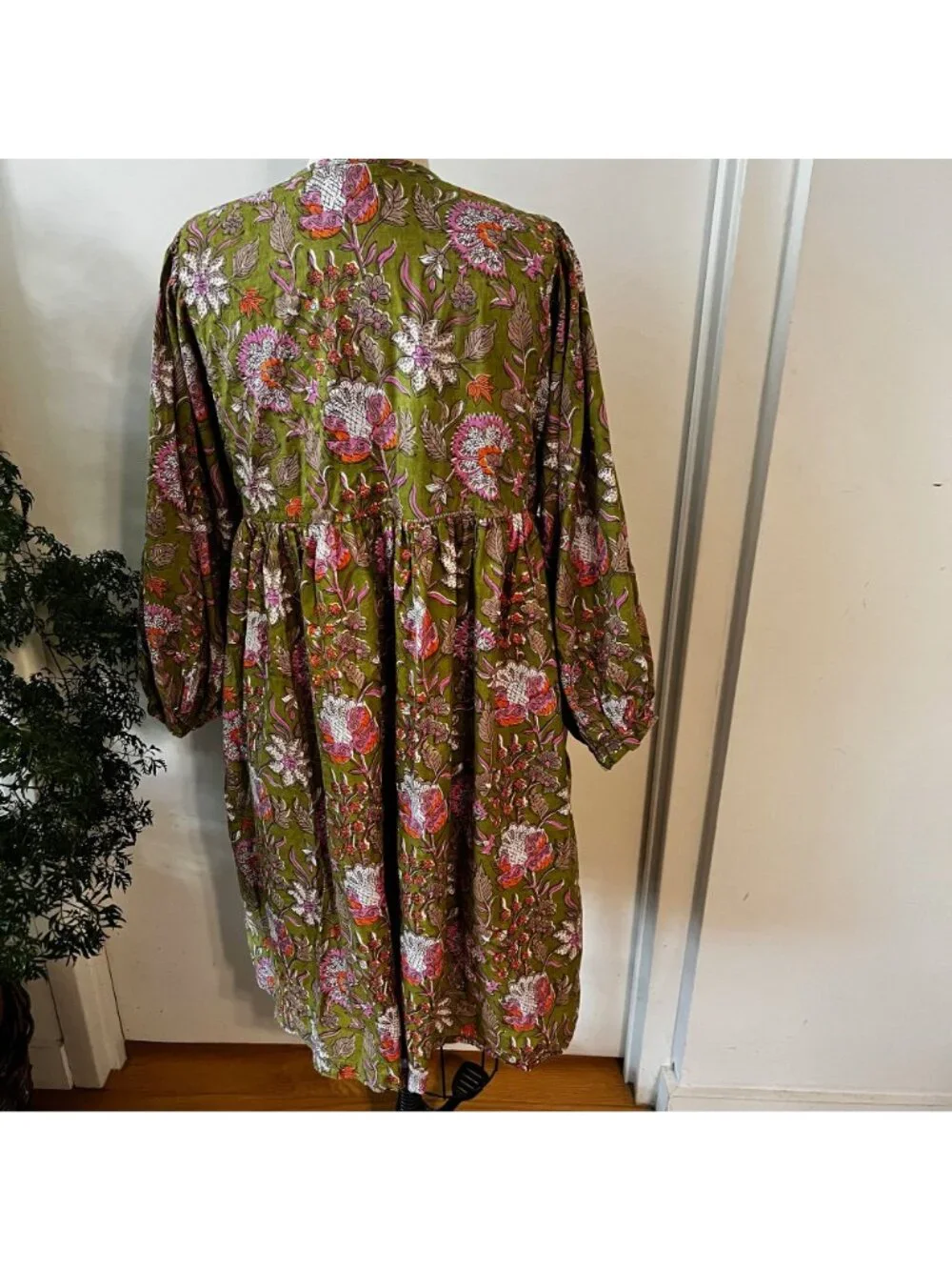 LE‎ BAZAR COASTAL Stellita Caftan in Pear Size XL